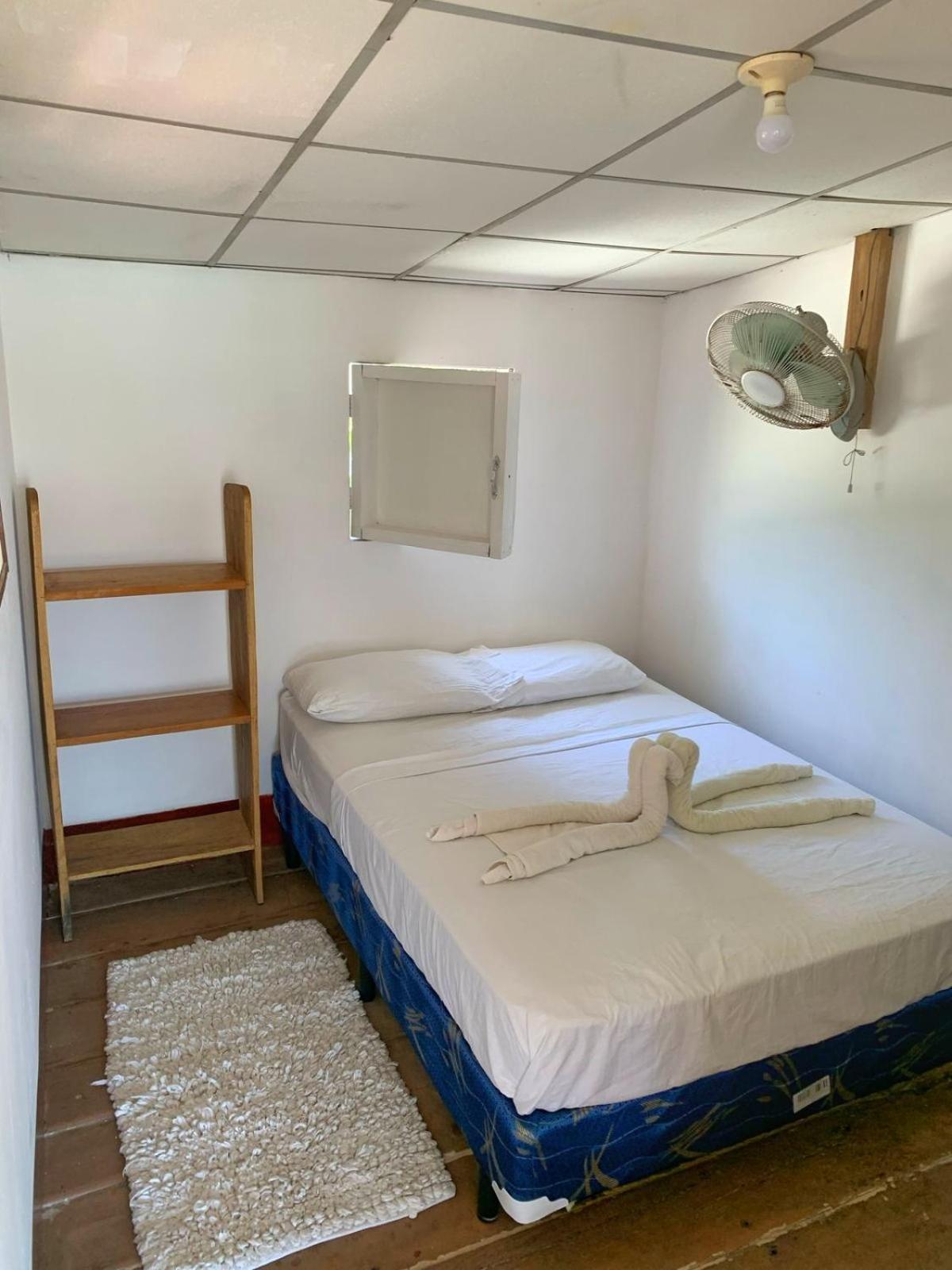 Hostel Monkey House Tola